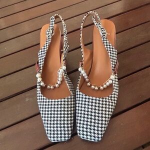 Elegant Black and White Houndstooth Slingback Heels
